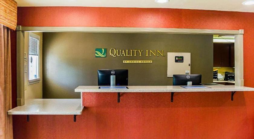 Quality Inn ויקסבורג מראה חיצוני תמונה