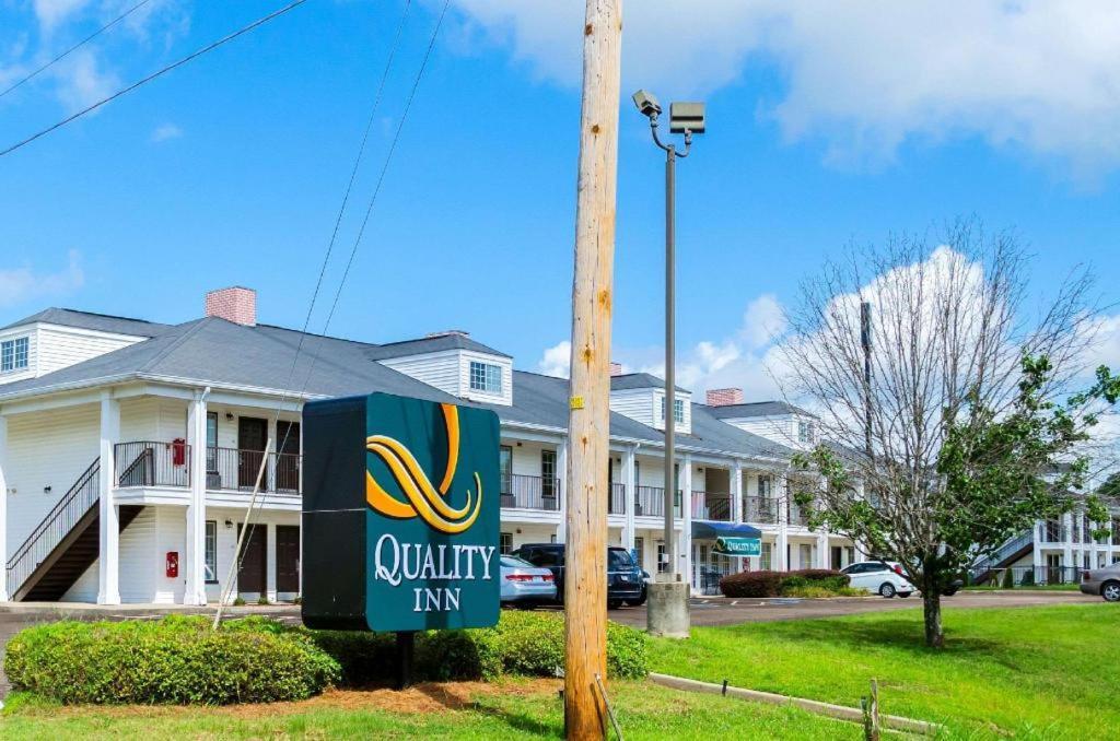 Quality Inn ויקסבורג מראה חיצוני תמונה